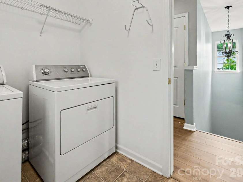 17507 Westmill Lane, Charlotte, NC 28277.  MLS# CAR4379996, YatesRealty ID 25398. 
