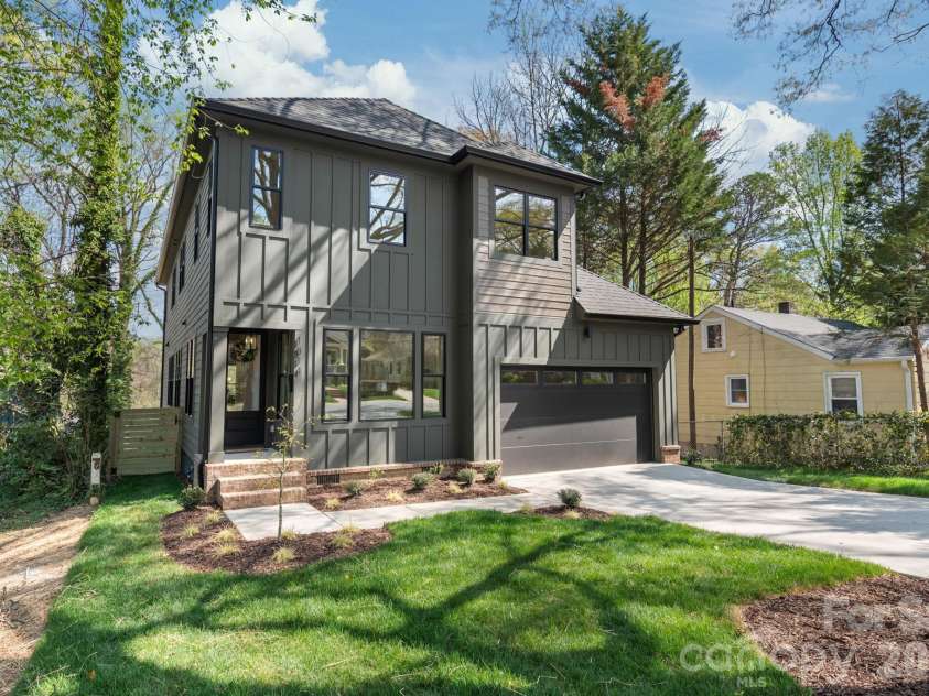 1814 Logie Avenue, Charlotte, NC 28205.  MLS# CAR4360863, YatesRealty ID 25399. 