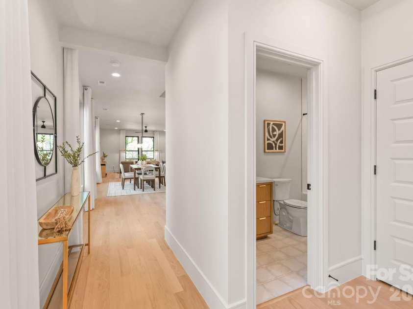 1814 Logie Avenue, Charlotte, NC 28205.  MLS# CAR4360863, YatesRealty ID 25399. 