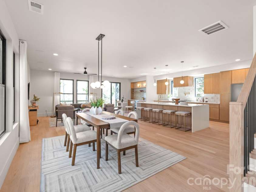 1814 Logie Avenue, Charlotte, NC 28205.  MLS# CAR4360863, YatesRealty ID 25399. 