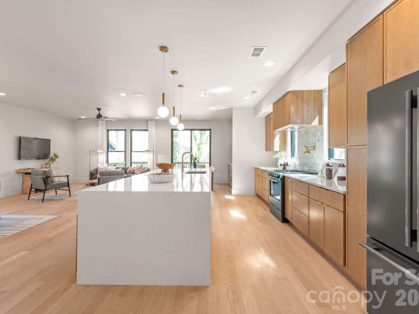 1814 Logie Avenue, Charlotte, NC 28205.  MLS# CAR4360863, YatesRealty ID 25399. 