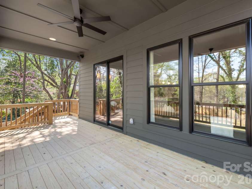 1814 Logie Avenue, Charlotte, NC 28205.  MLS# CAR4360863, YatesRealty ID 25399. 