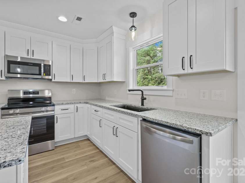 2218 Mooresville Road, Salisbury, NC 28147.  MLS# CAR4311314, YatesRealty ID 254. 