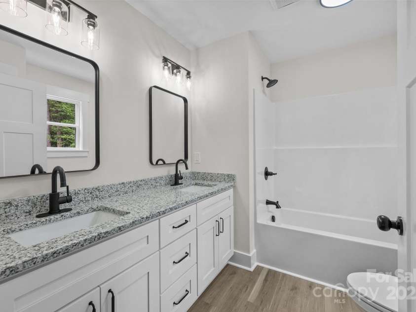 2218 Mooresville Road, Salisbury, NC 28147.  MLS# CAR4311314, YatesRealty ID 254. 