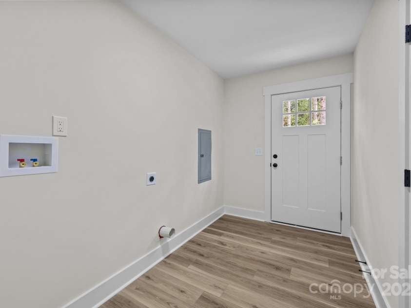 2218 Mooresville Road, Salisbury, NC 28147.  MLS# CAR4311314, YatesRealty ID 254. 