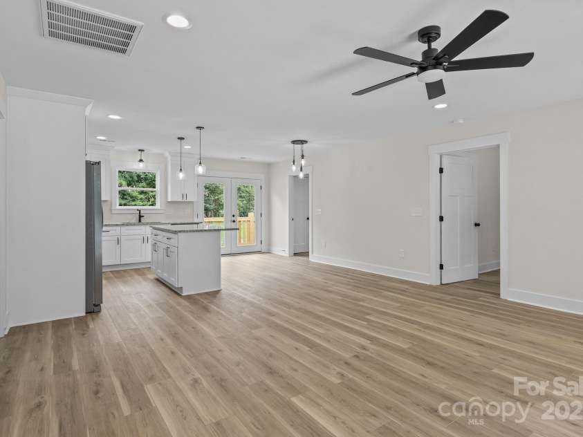 2218 Mooresville Road, Salisbury, NC 28147.  MLS# CAR4311314, YatesRealty ID 254. 