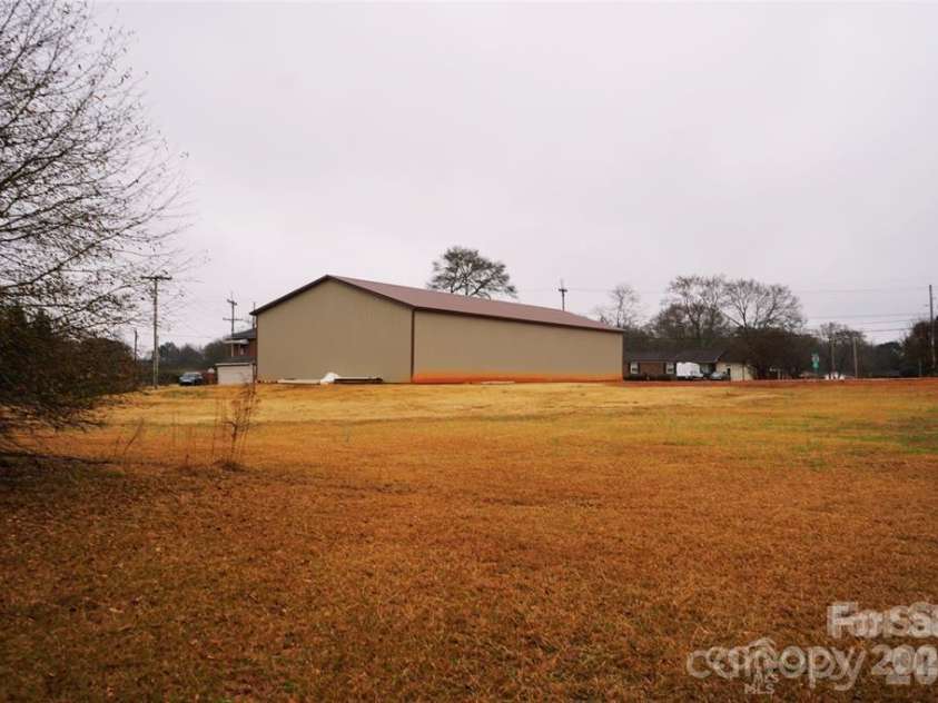 215 Morton Street, Shelby, NC 28152.  MLS# CAR4337684, YatesRealty ID 2540. 