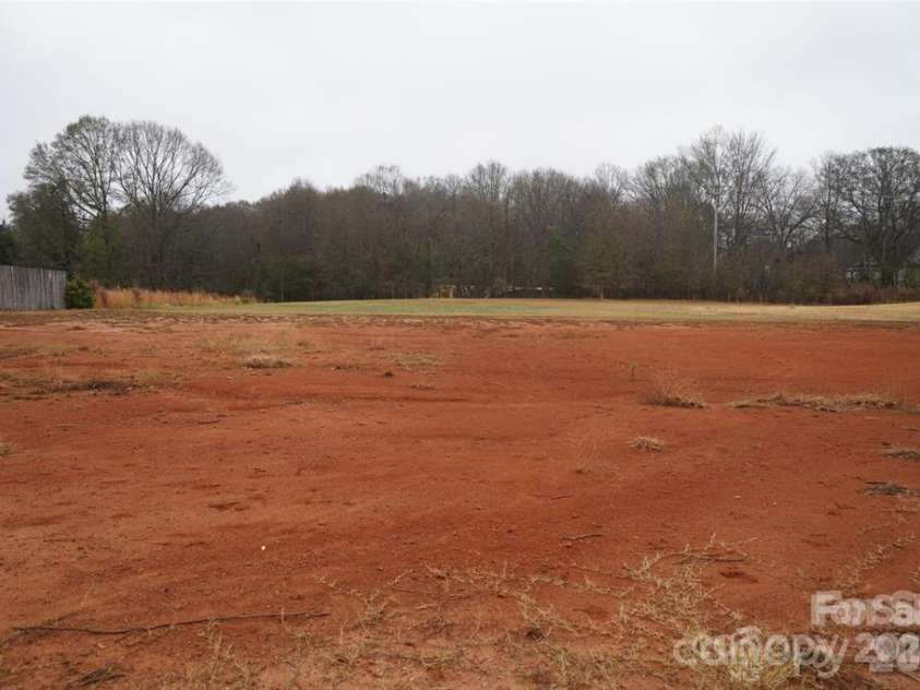 215 Morton Street, Shelby, NC 28152.  MLS# CAR4337684, YatesRealty ID 2540. 