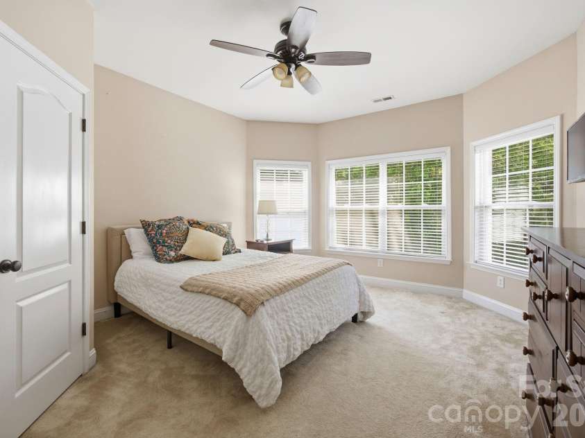 204 Black Mountain Drive, Fort Mill, SC 29708.  MLS# CAR4369419, YatesRealty ID 25400. 