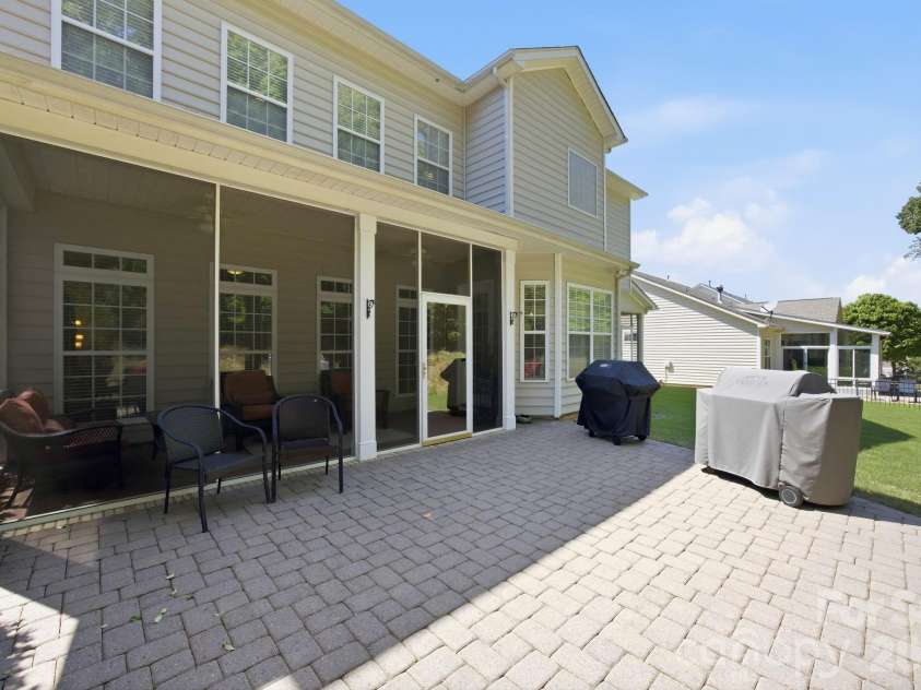204 Black Mountain Drive, Fort Mill, SC 29708.  MLS# CAR4369419, YatesRealty ID 25400. 