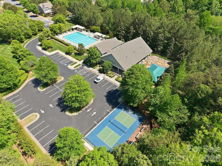 204 Black Mountain Drive, Fort Mill, SC 29708.  MLS# CAR4369419, YatesRealty ID 25400. 