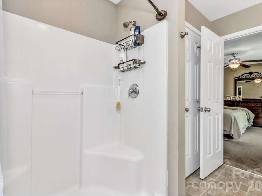 152 Joe Jenkins Road, Fairview, NC 28730.  MLS# CAR4350959, YatesRealty ID 25401. 