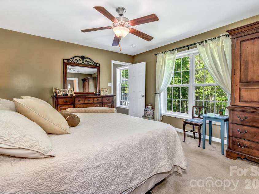 152 Joe Jenkins Road, Fairview, NC 28730.  MLS# CAR4350959, YatesRealty ID 25401. Primary suite