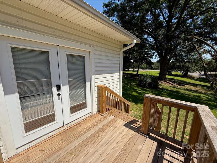 100 Duncan Drive, Shelby, NC 28152.  MLS# CAR4275106, YatesRealty ID 25404. A nice spot to enjoy the outdoors!