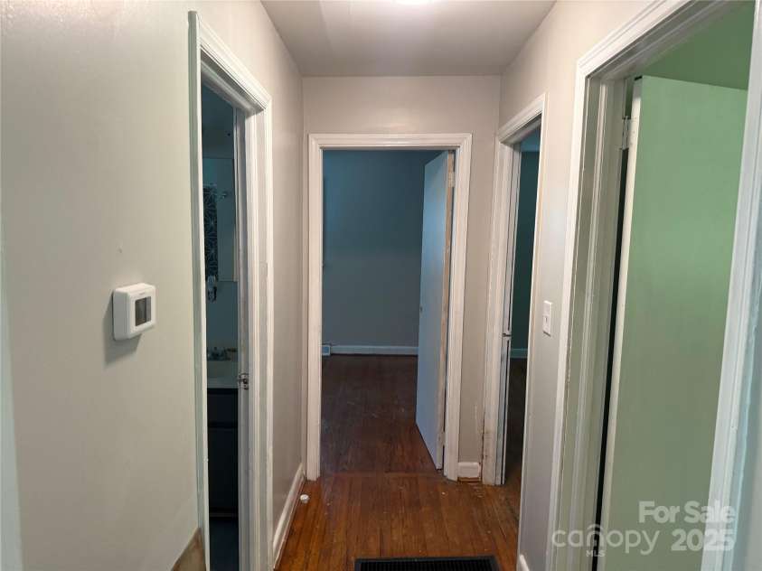100 Duncan Drive, Shelby, NC 28152.  MLS# CAR4275106, YatesRealty ID 25404. Hallway