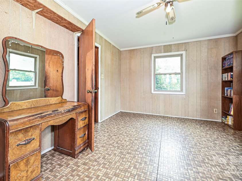 1212 Salem Church Road, Lincolnton, NC 28092.  MLS# CAR4279643, YatesRealty ID 25405. Bedroom