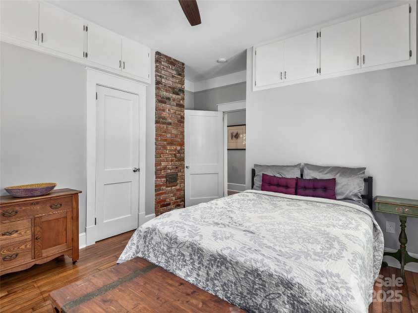 1615 Kanuga Road, Hendersonville, NC 28739.  MLS# CAR4279648, YatesRealty ID 25408. 