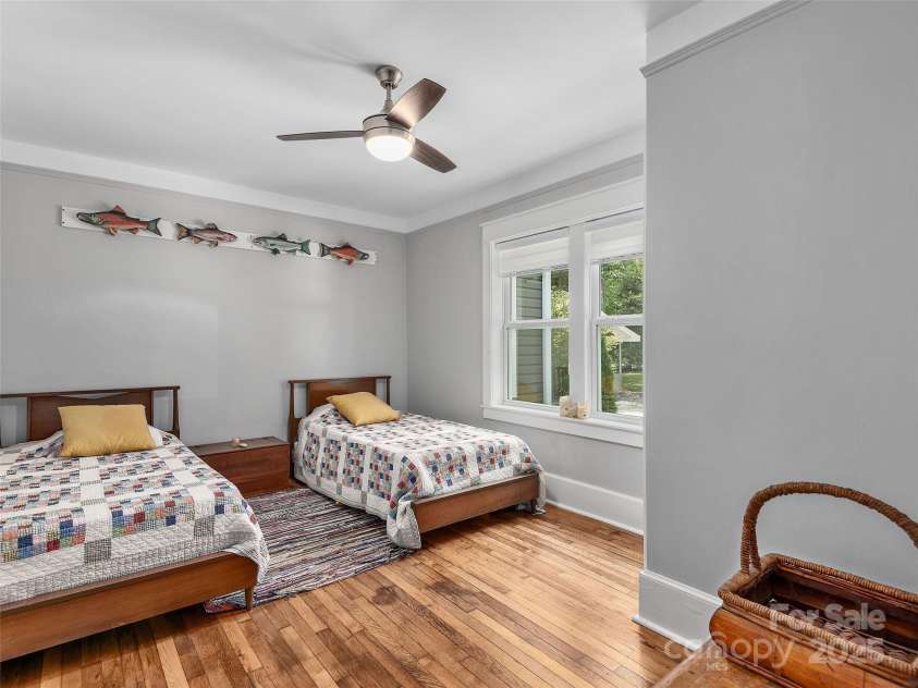 1615 Kanuga Road, Hendersonville, NC 28739.  MLS# CAR4279648, YatesRealty ID 25408. 