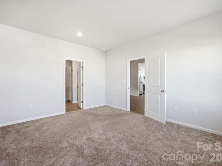 3117 Maple Ridge Drive, Gastonia, NC 28052.  MLS# CAR4380513, YatesRealty ID 25409. 