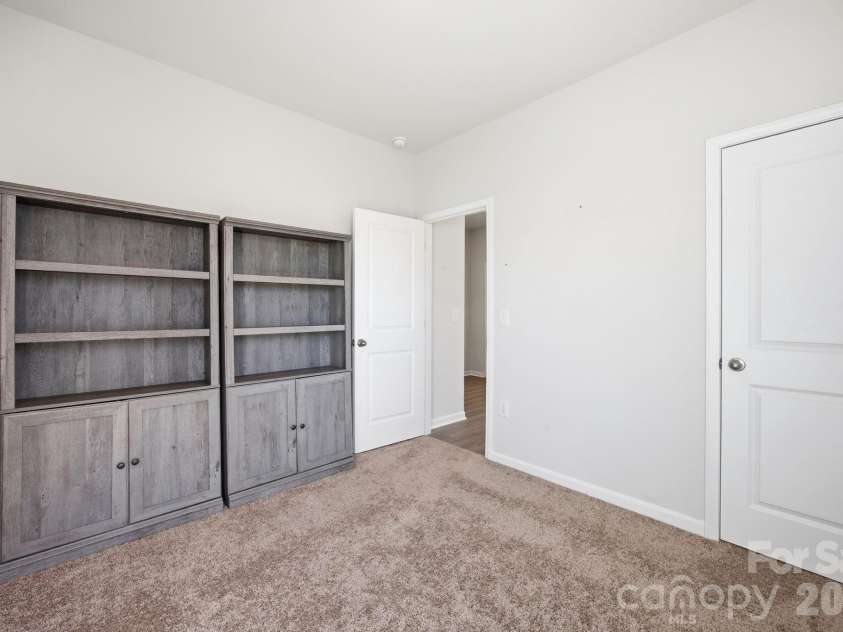 3117 Maple Ridge Drive, Gastonia, NC 28052.  MLS# CAR4380513, YatesRealty ID 25409. 