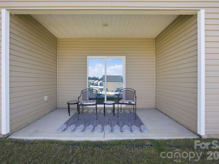 3117 Maple Ridge Drive, Gastonia, NC 28052.  MLS# CAR4380513, YatesRealty ID 25409. 