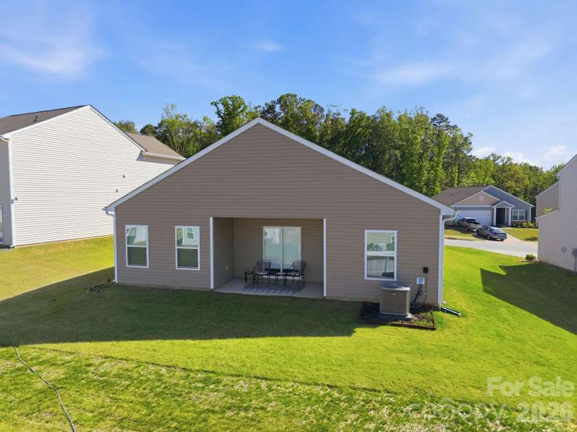 3117 Maple Ridge Drive, Gastonia, NC 28052.  MLS# CAR4380513, YatesRealty ID 25409. 