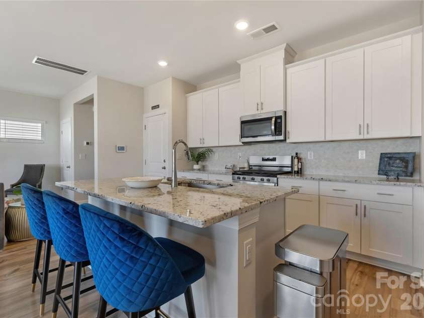 126 Johns Cardinal Drive, Mooresville, NC 28115.  MLS# CAR4337626, YatesRealty ID 2541. 