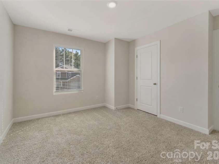 126 Johns Cardinal Drive, Mooresville, NC 28115.  MLS# CAR4337626, YatesRealty ID 2541. 