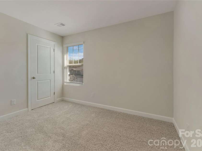 126 Johns Cardinal Drive, Mooresville, NC 28115.  MLS# CAR4337626, YatesRealty ID 2541. 