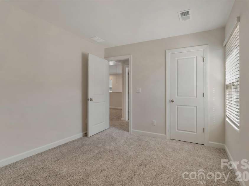 126 Johns Cardinal Drive, Mooresville, NC 28115.  MLS# CAR4337626, YatesRealty ID 2541. 