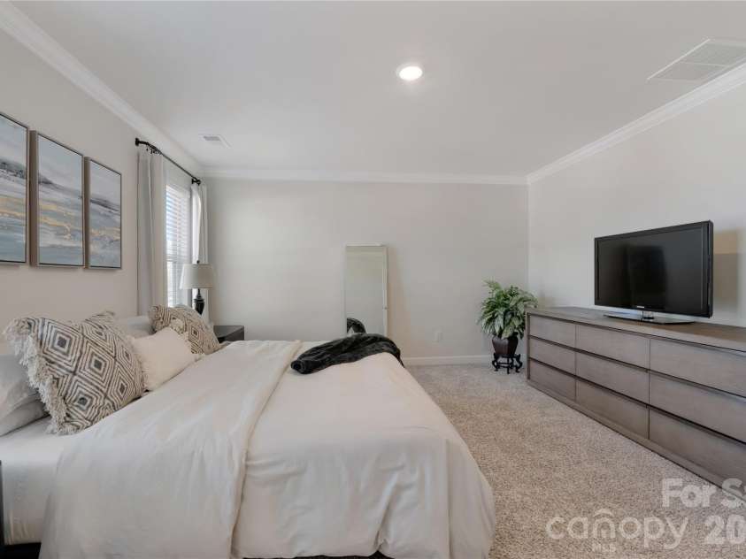 126 Johns Cardinal Drive, Mooresville, NC 28115.  MLS# CAR4337626, YatesRealty ID 2541. 