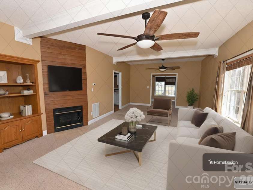 518 30th Avenue Circle, Hickory, NC 28601.  MLS# CAR4321503, YatesRealty ID 2541. Virtually Staged