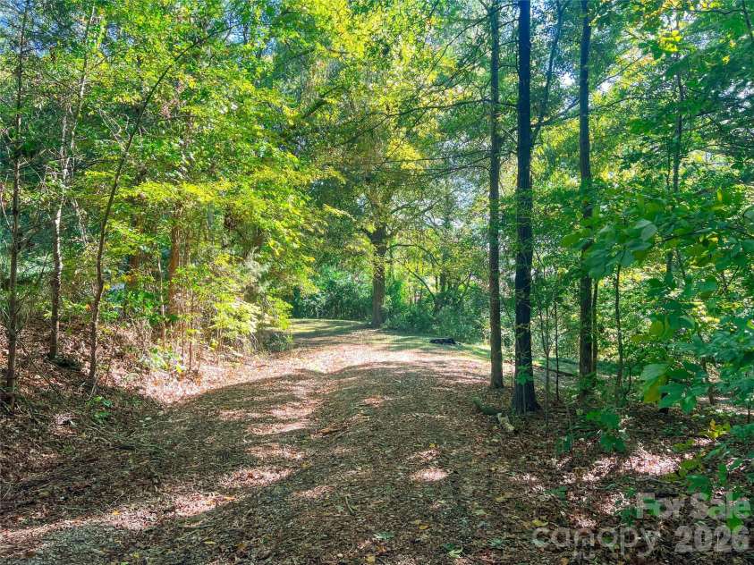 122 Ranson Road, Lancaster, SC 29720.  MLS# CAR4313212, YatesRealty ID 25410. 