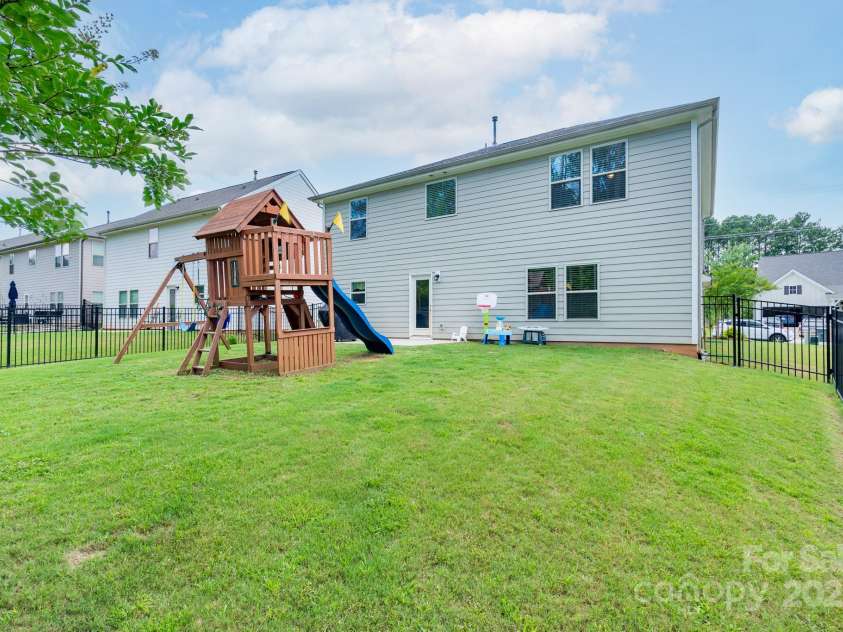 1736 Rhynes Trail, Rock Hill, SC 29732.  MLS# CAR4272715, YatesRealty ID 25411. 