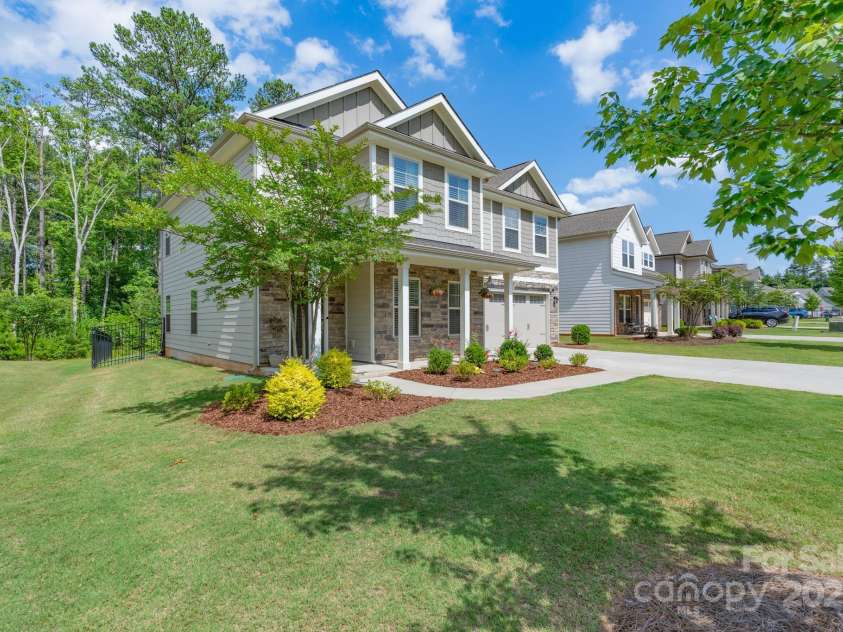 1736 Rhynes Trail, Rock Hill, SC 29732.  MLS# CAR4272715, YatesRealty ID 25411. 