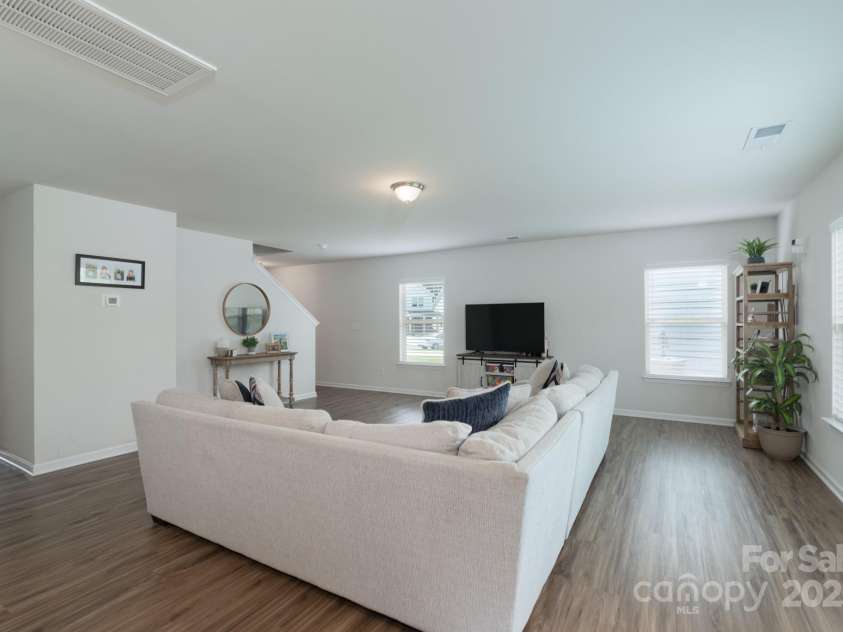 1736 Rhynes Trail, Rock Hill, SC 29732.  MLS# CAR4272715, YatesRealty ID 25411. Family Room