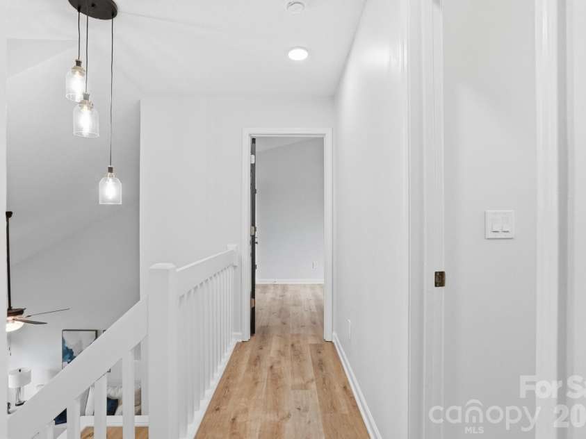 7621 Petrea Lane, Charlotte, NC 28227.  MLS# CAR4377778, YatesRealty ID 25411. 
