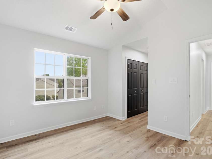 7621 Petrea Lane, Charlotte, NC 28227.  MLS# CAR4377778, YatesRealty ID 25411. 