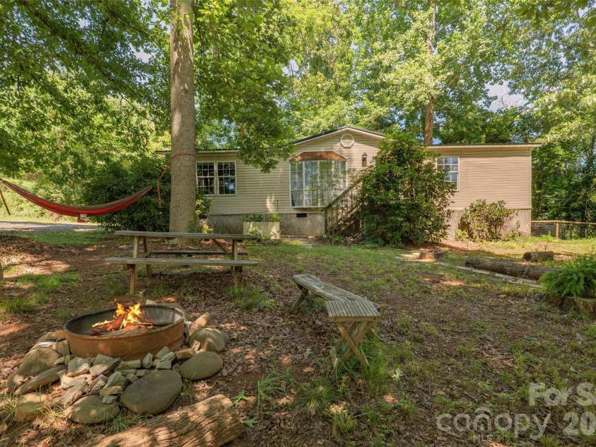 611 Turkey Creek Terrace, Leicester, NC 28748.  MLS# CAR4360744, YatesRealty ID 25412. 