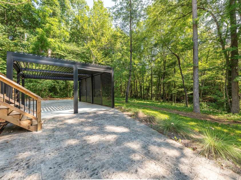 6548 Emerald Isle Drive, Sherrills Ford, NC 28673.  MLS# CAR4274973, YatesRealty ID 25412. 