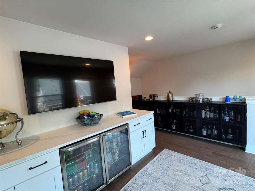 322 Cama Street, Charlotte, NC 28217.  MLS# CAR4279258, YatesRealty ID 25413. 