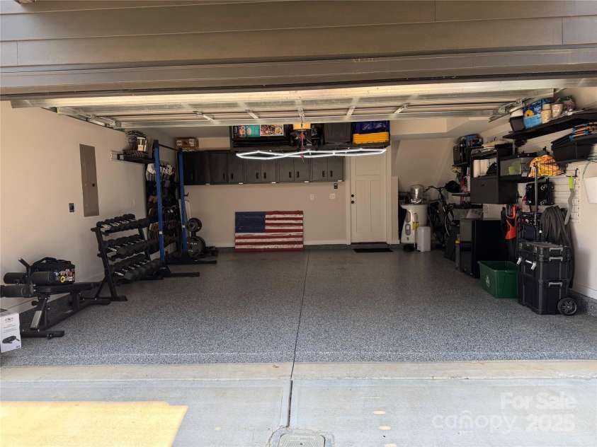 322 Cama Street, Charlotte, NC 28217.  MLS# CAR4279258, YatesRealty ID 25413. 