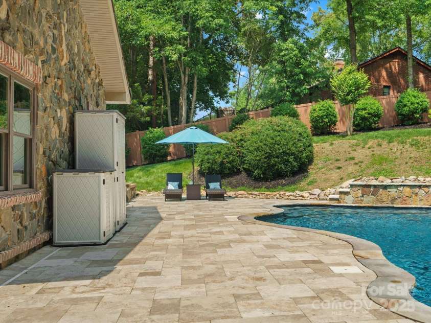 315 Mountainview Drive, Charlotte, NC 28270.  MLS# CAR4266218, YatesRealty ID 25414. 