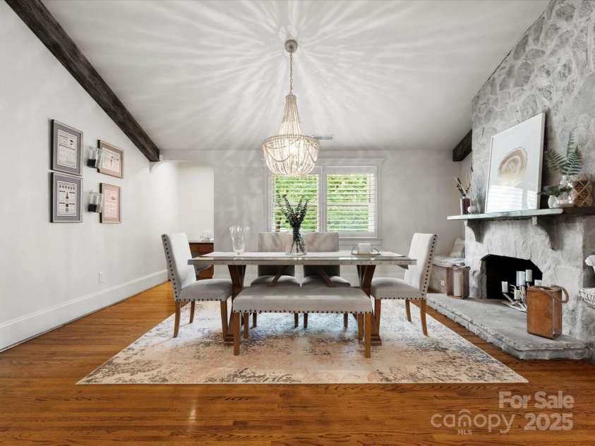315 Mountainview Drive, Charlotte, NC 28270.  MLS# CAR4266218, YatesRealty ID 25414. 