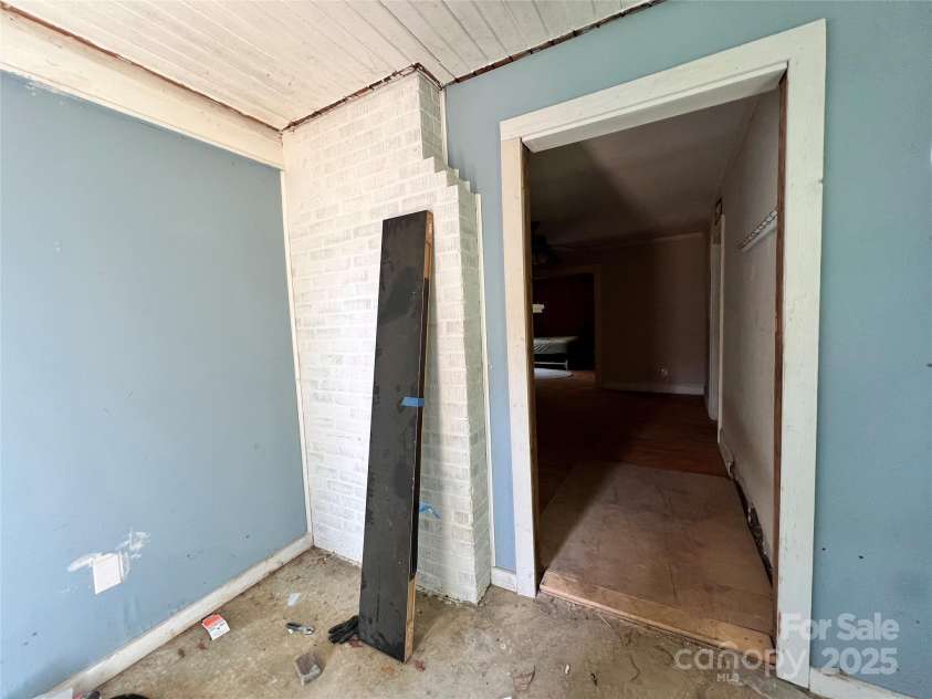 1616 Franandel Drive, Lancaster, SC 29720.  MLS# CAR4279698, YatesRealty ID 25416. 