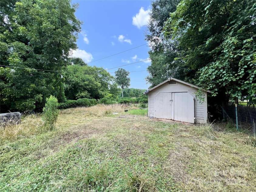 1616 Franandel Drive, Lancaster, SC 29720.  MLS# CAR4279698, YatesRealty ID 25416. 