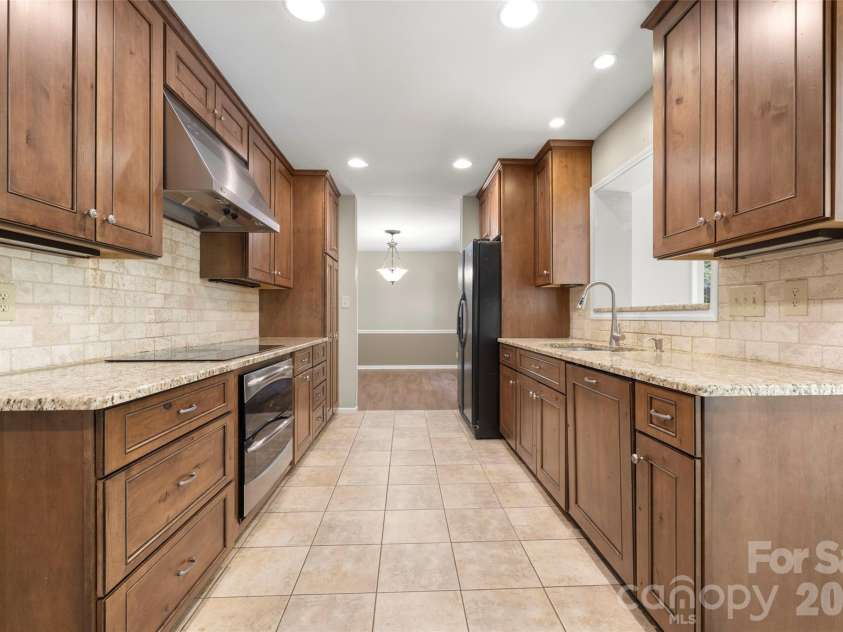 195 Thousand Oaks Road, Indian Land, SC 29707.  MLS# CAR4384811, YatesRealty ID 25416. 