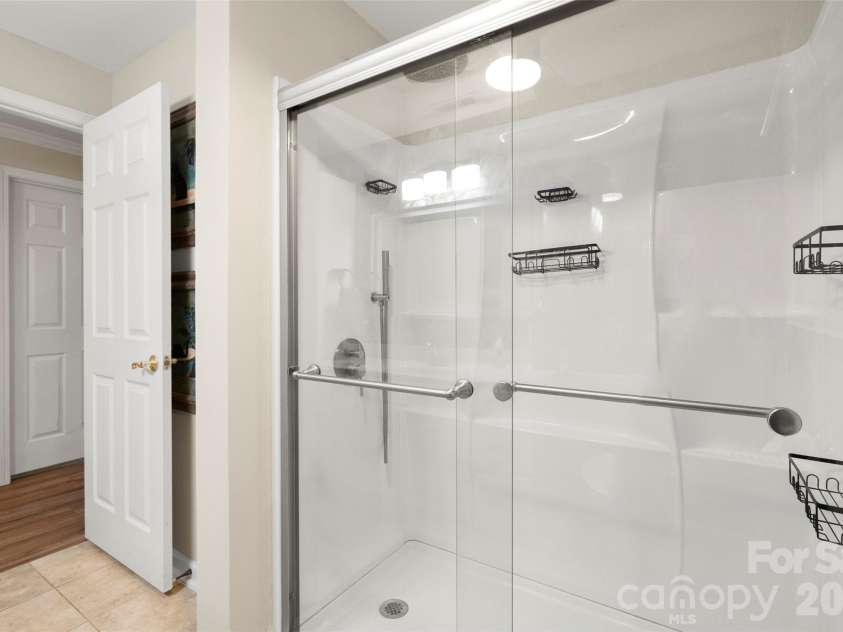 195 Thousand Oaks Road, Indian Land, SC 29707.  MLS# CAR4384811, YatesRealty ID 25416. 