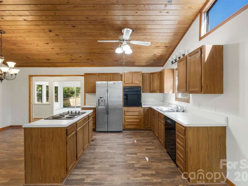 2008 Rock Springs Circle, Denver, NC 28037.  MLS# CAR4370068, YatesRealty ID 25417. 