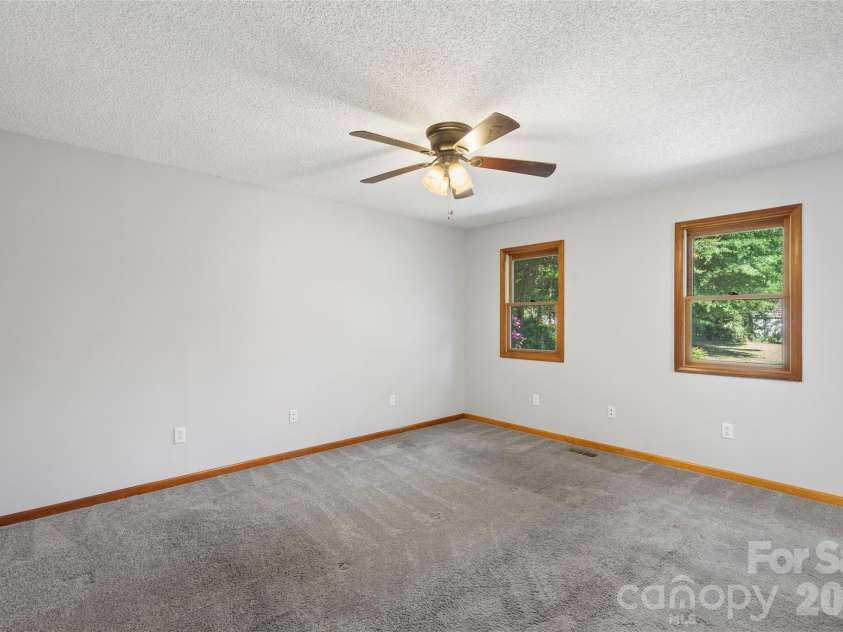 2008 Rock Springs Circle, Denver, NC 28037.  MLS# CAR4370068, YatesRealty ID 25417. 